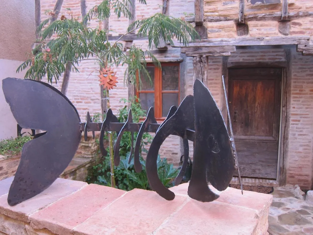 Bed and Breakfast La Lauze Et L'Anguille Gaillac