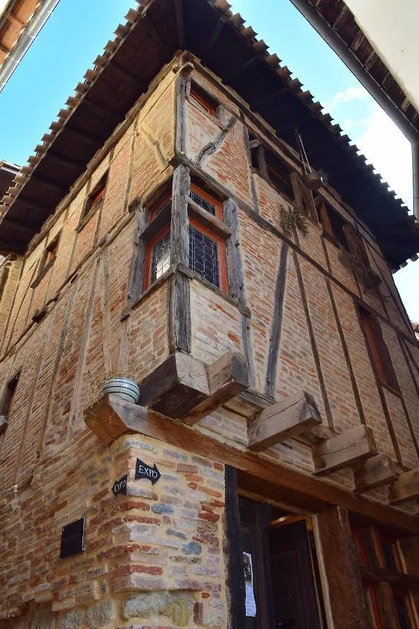 Bed and Breakfast La Lauze Et L'Anguille Gaillac Francia